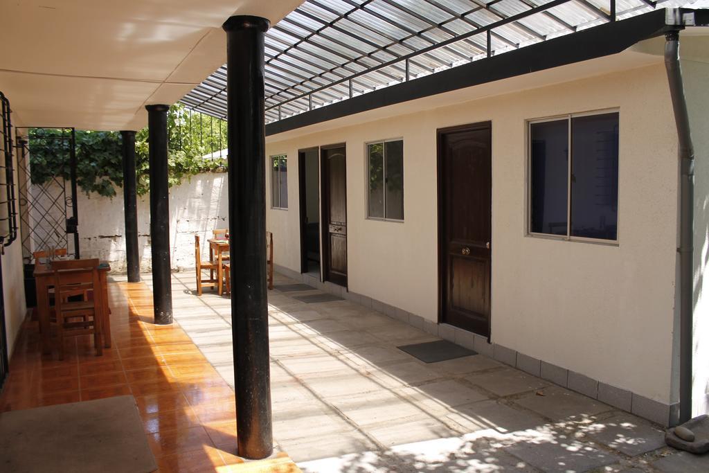 Hotel Casa De Academicos à Santiago du Chili Extérieur photo